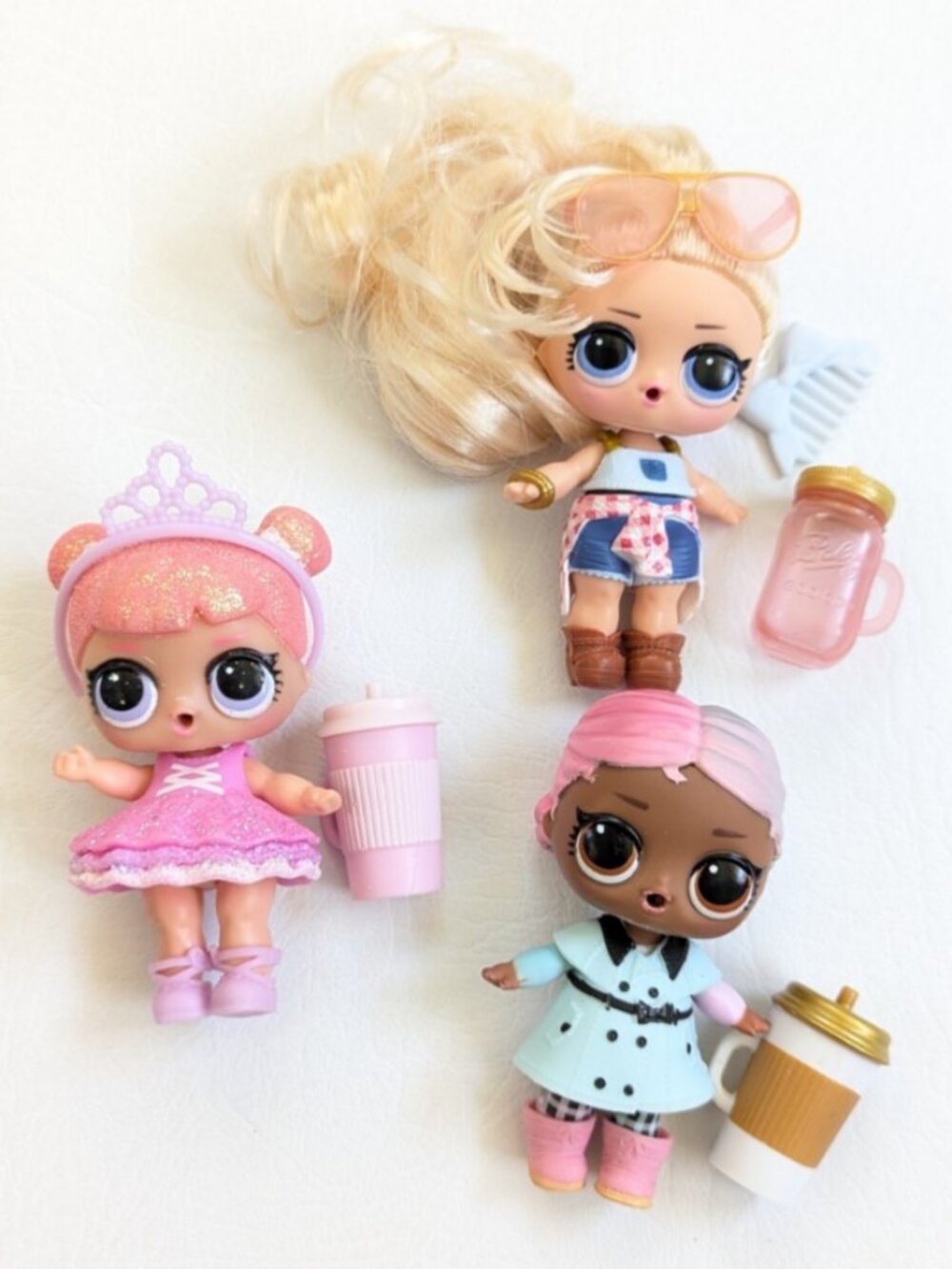 L.O.L. Suprise Lot 3 Dolls And Accessories